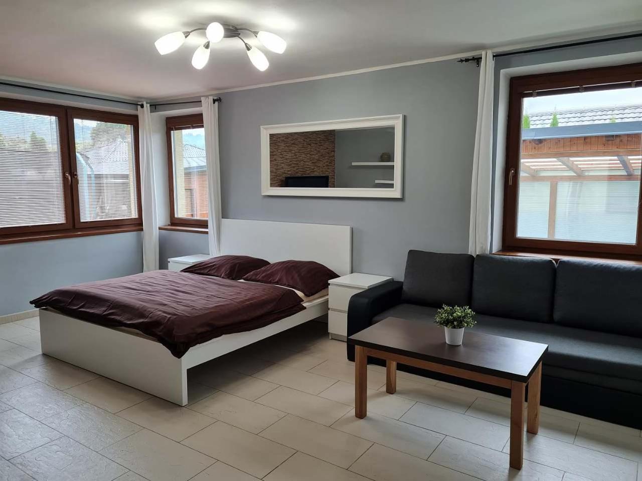Max - Whirlpool & Bazen & Sauna Velke Losiny