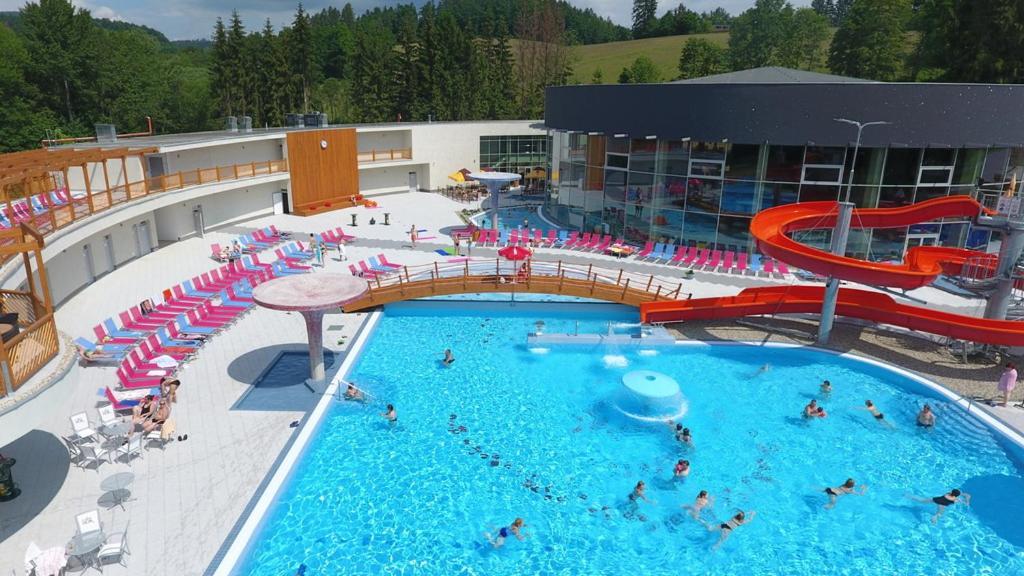 Max - Whirlpool & Bazen & Sauna Holiday home Velke Losiny